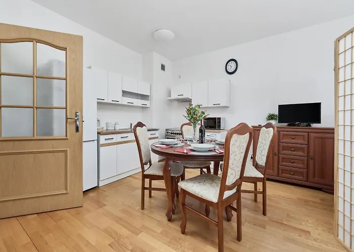 Apartment Bajana By Renters