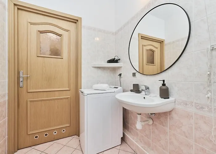 Bajana By Renters Apartment