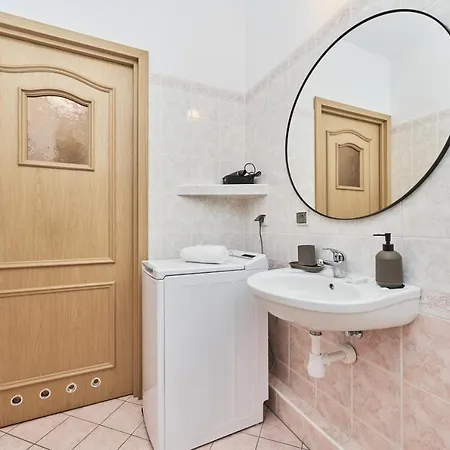 Bajana By Renters Appartement